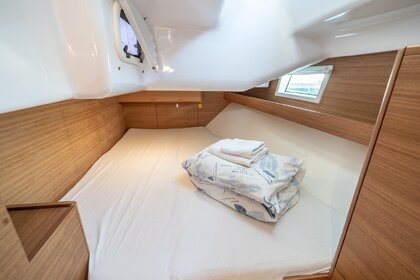 Verhuur Zeilboot Elan Impression 40.1 Kaštel Gomilica