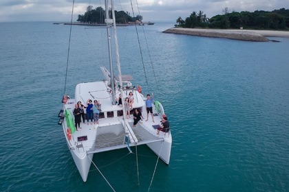 18 Best Yacht Rentals in Singapore for Parties, Fishing, Getaways