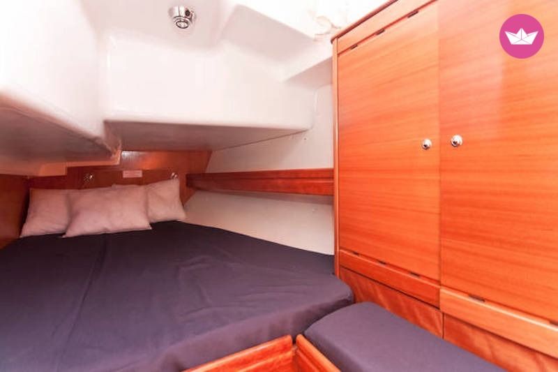 Sailboat Bavaria 37 Cruiser  