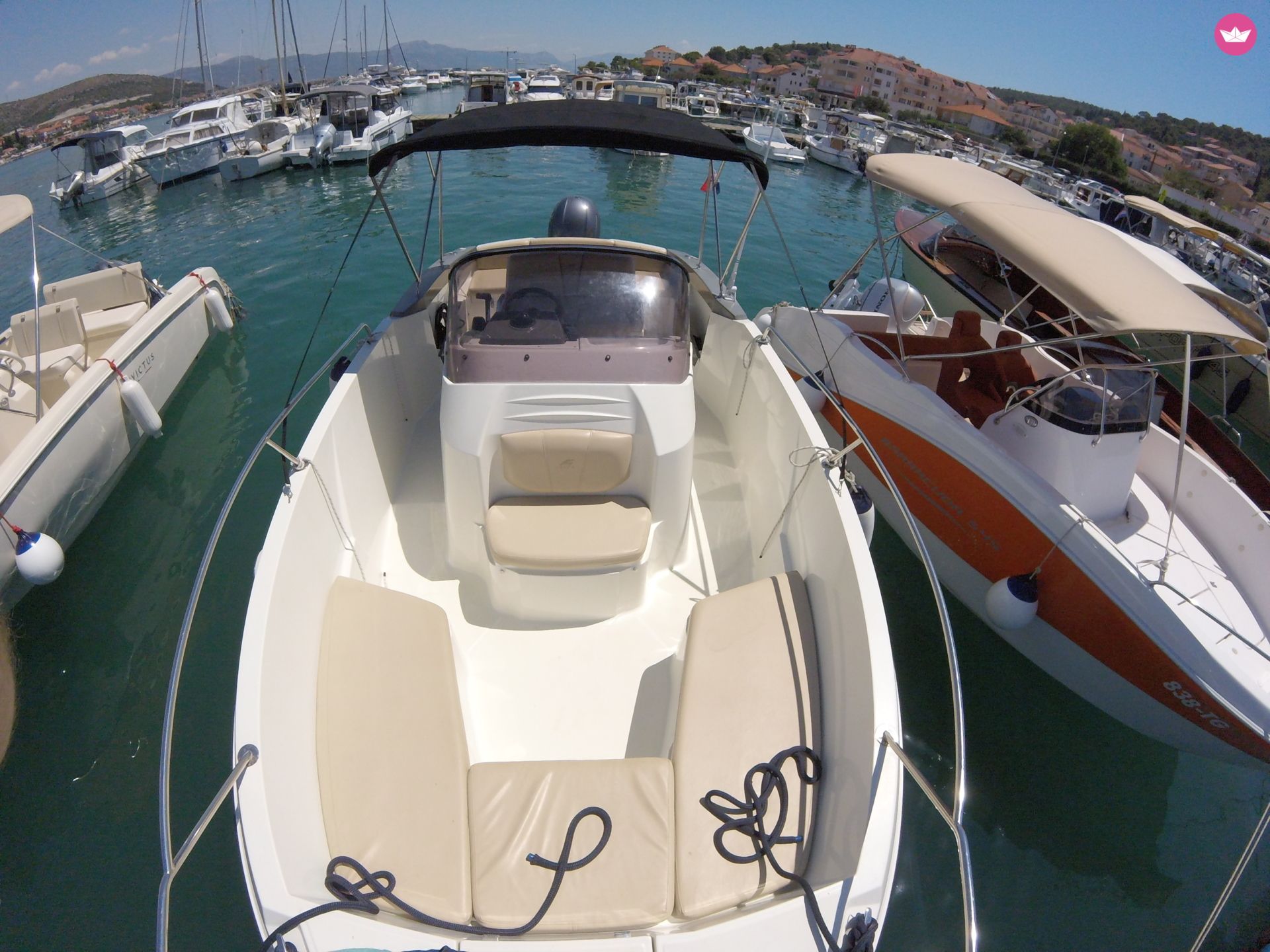 Barca a motore Karnic 2251 Open  