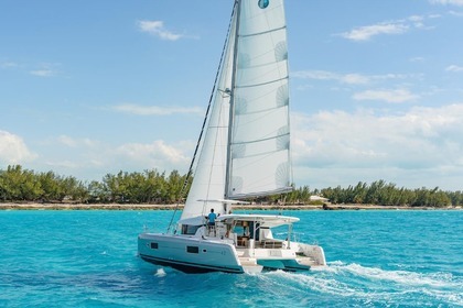 Lagoon 42
