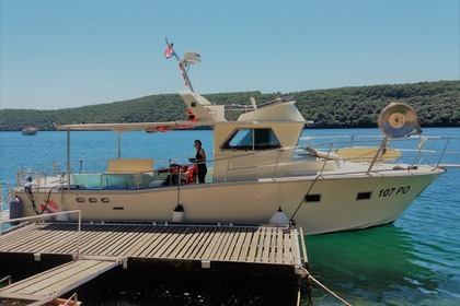 Miete Motorboot Italcantieri Bora Major Vrsar