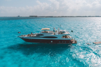 Alquiler Yate a motor Dyna Craft 24m Cancún