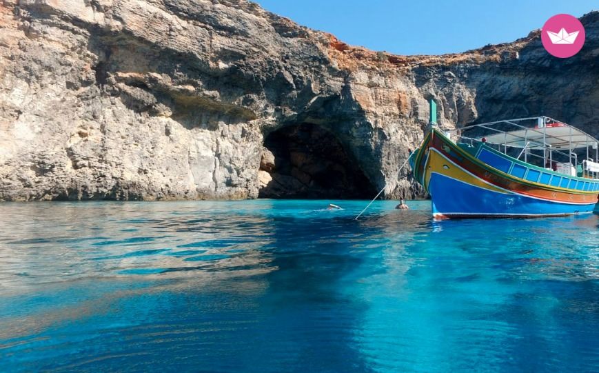 Traditional Maltese Luzzu w Swieqi do wynajęcia