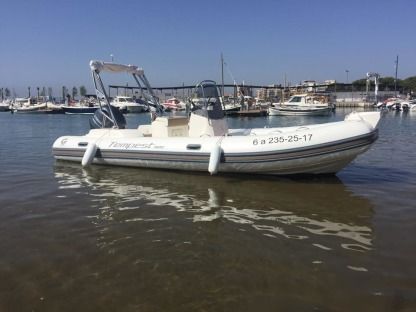 Charter Motorboat Capelli Tempest 600 L'Estartit