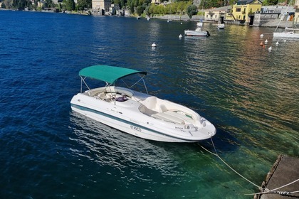 Verhuur Motorboot Chaparral Sunesta 252 Moltrasio
