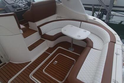 Yacht 33 to 38 ft generic reserve