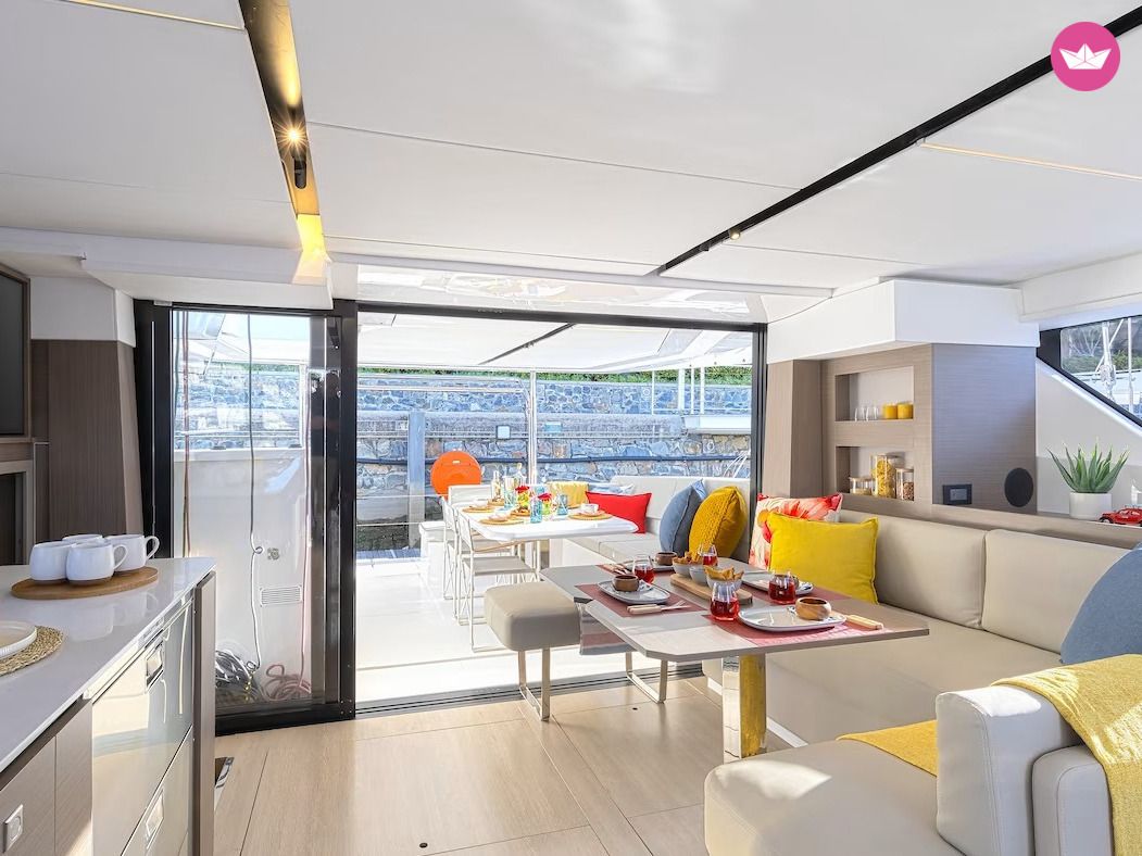 Catamaran Moorings 4600 - 4 13m 2