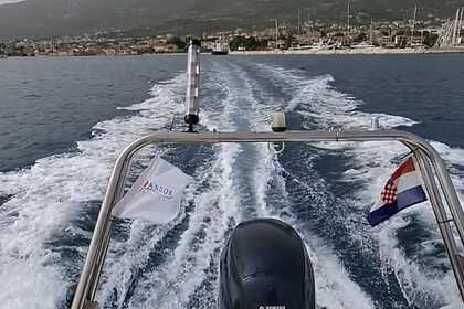 Miete RIB Maestral 560 Kaštel Gomilica