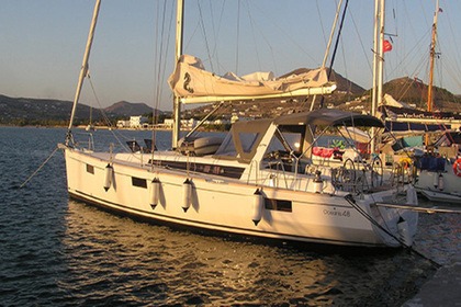 Noleggio Barca a vela Beneteau Oceanis 48 Laurio