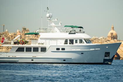 Miete Motoryacht Yachtalgar Contrucoes de Iates 2004 Vittoriosa