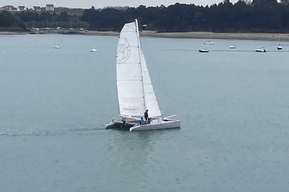 Location Catamaran Salarino Formule 28 Saint-Malo