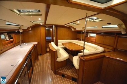 Discover Santorini's hidden gems with Odysseas sailboat