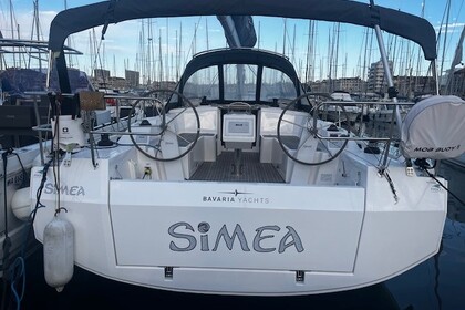 Hire Sailboat Bavaria C38 Marseille