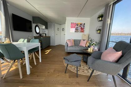 Havel - Ενοικιάστε αυτό το πλω