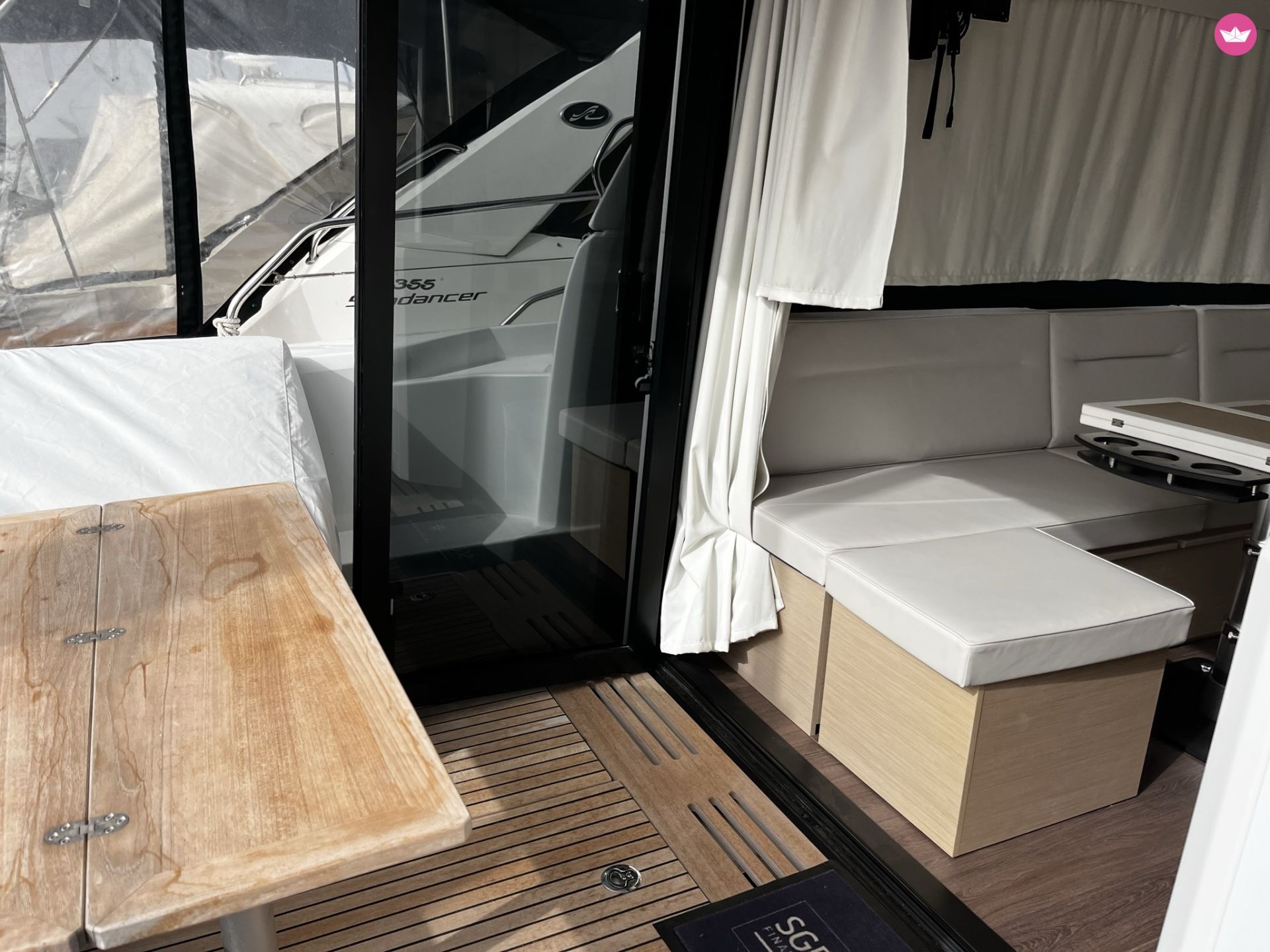 Bateau à moteur Jeanneau NC 37 540cv 8