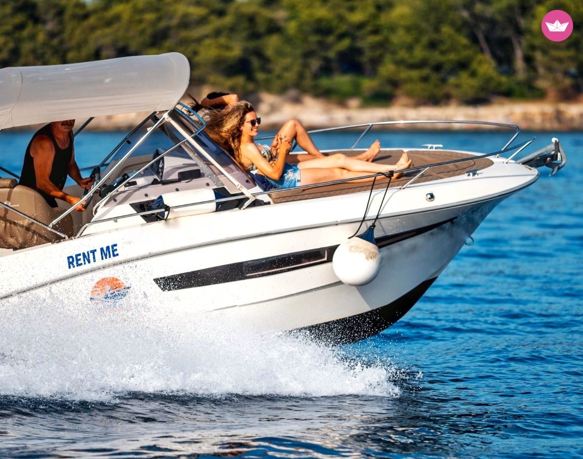 Bateau à moteur Atlantic marine Sun cruiser 690 200cv 4