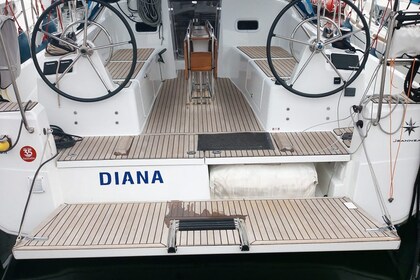 Hyra båt Segelbåt Jeanneau Sun Odyssey 380 Procida
