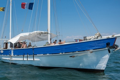 VOILIER DE CARACTERE