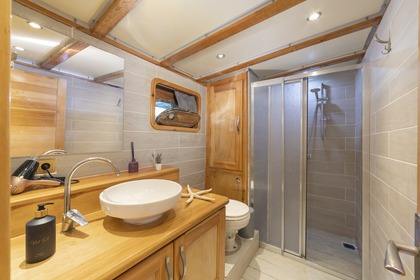 23-meter wooden trawler