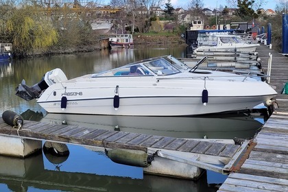 Charter Motorboat Four Winns 195 Sundowner Paris