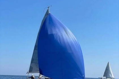 Hire Sailboat Beneteau First 27 Antibes