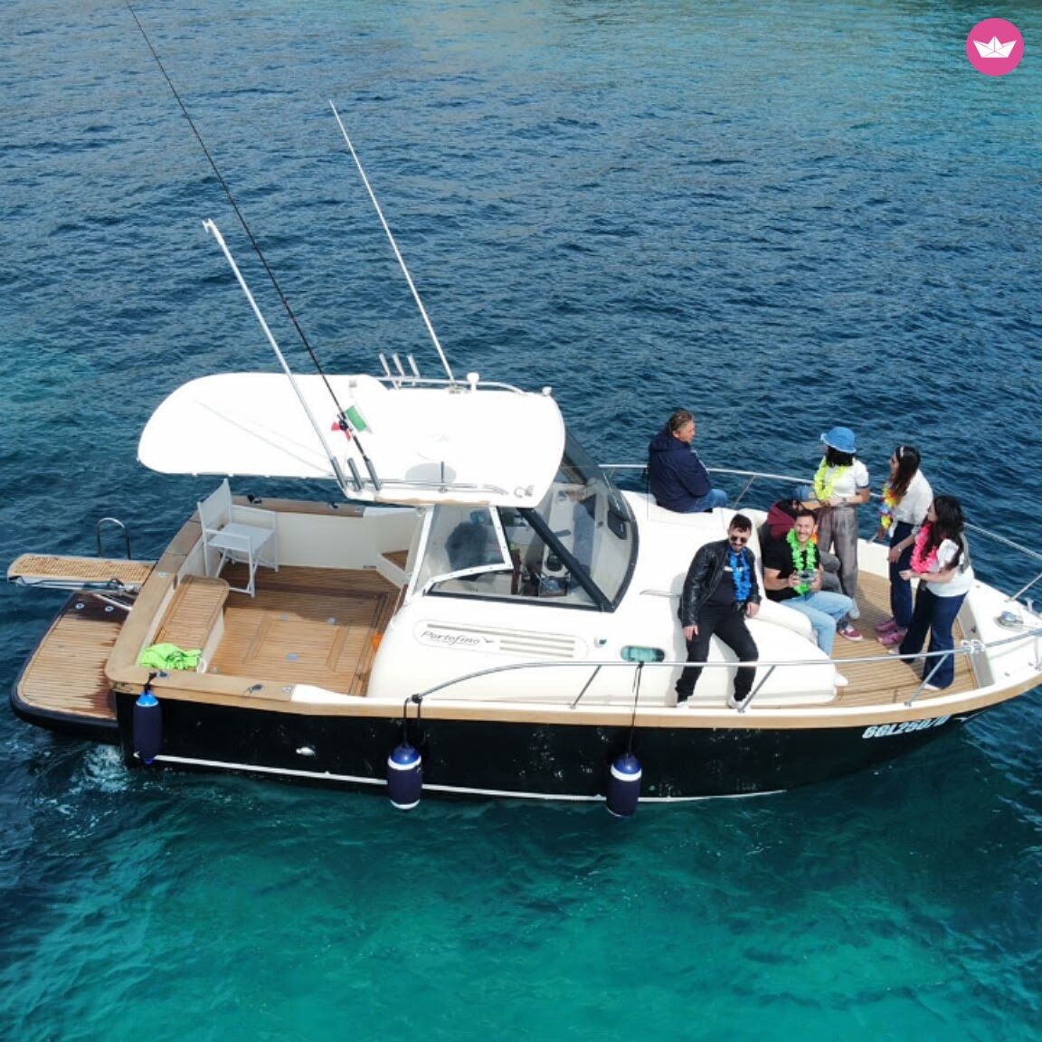 Bateau à moteur portofino Marine 750 WA 400cv 4