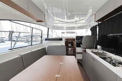Hire Motorboat  Antares 11 Fly OB Pirovac