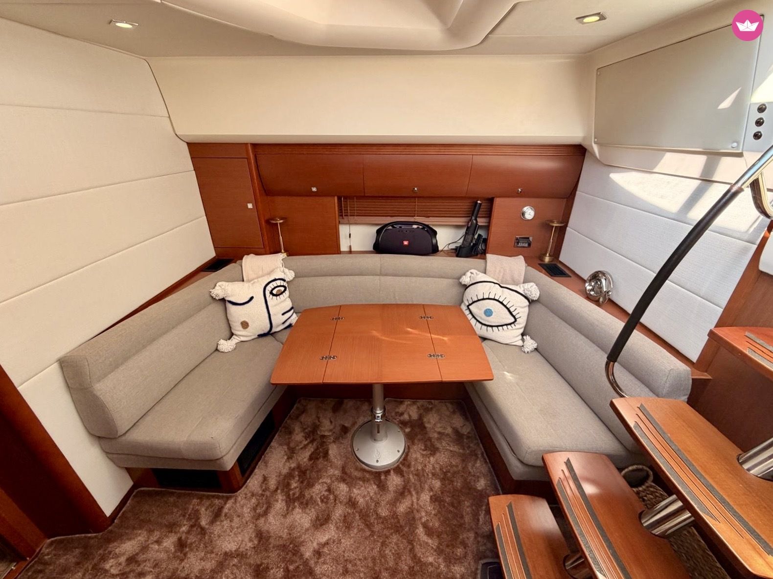 Bateau à moteur Prestige 440 S 740cv 6