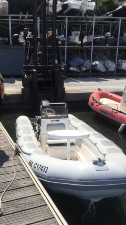 Charter RIB Valiant V 520 T Saint-Cyr-sur-Mer