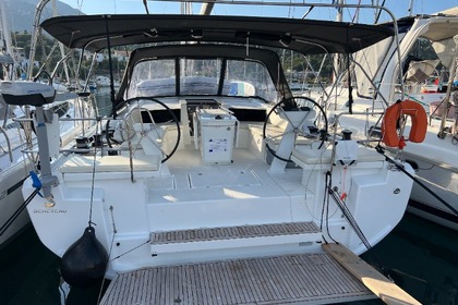 Verhuur Zeilboot Bénéteau Oceanis 46.1 - 5 cab. Lefkada