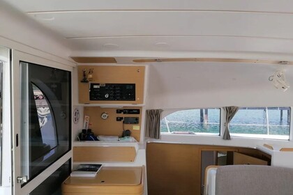 Lagoon 380 - 4 + 2 cab. - Xenia - 2013.