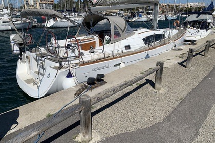 Rental Sailboat Beneteau Oceanis 43 Saint-Cyprien