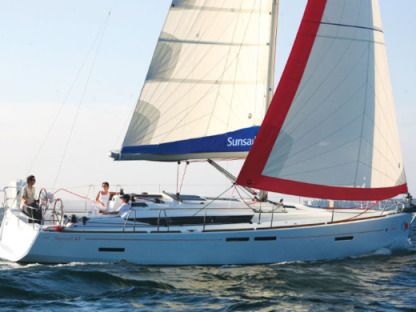 Rental Sailboat Sunsail 41 Pireas