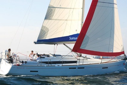 Charter Sailboat Sunsail 41 Piraeus
