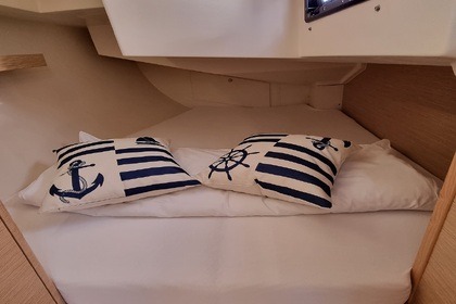 Miete Segelboot Hanse Yachts Hanse 348- 3 cab. Pula