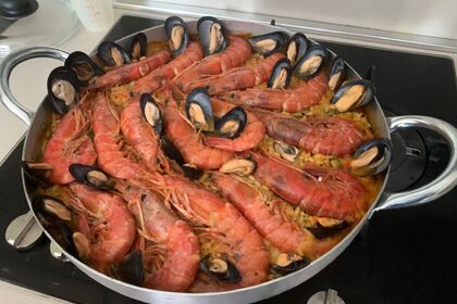 WHALES IN SAMANA FROM JANUARY TO APRIL, WHALES VISIT US. THEY COME EVERY YEAR TO MATE AND GIVE BIRTH. ENJOY THE SHOW IN COMFORT. HAITISES AND CAYO LEVANTADO AND THE WHALES