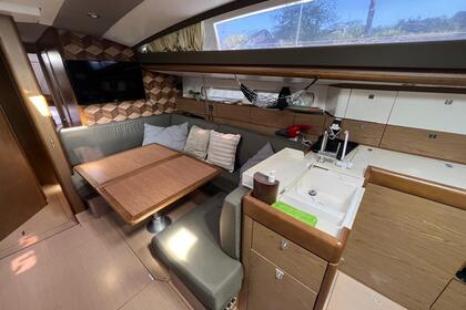 Jeanneau Sun Odyssey 44 Segelboot-Verleih
