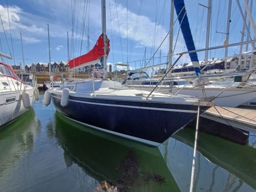 Arzon Sailboat Gibert Marine GibSea 30 (refit 2022) alt tag text