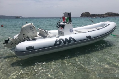 Hyra båt Båt utan licens  Bwa 5 metri Syrakusa