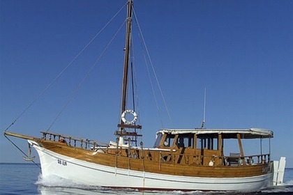 Charter Motorboat Divna Divna Sali, Croatia