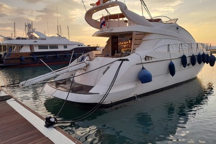 YACHT CHARTER IN VLORA BAY: YOUR GATEWAY TO LUXURY AND ADVENTURE