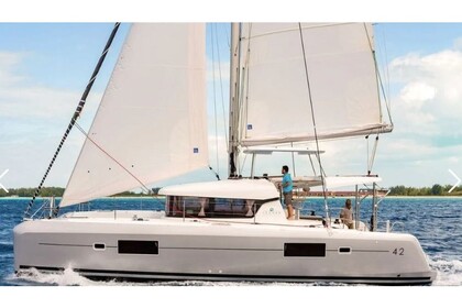 Hire Catamaran  Lagoon 42 Athens