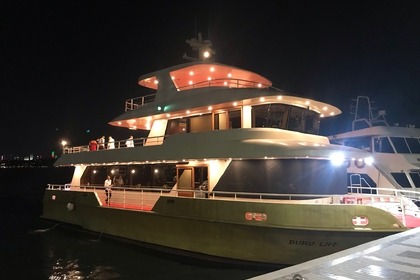 80 persons boat capacity