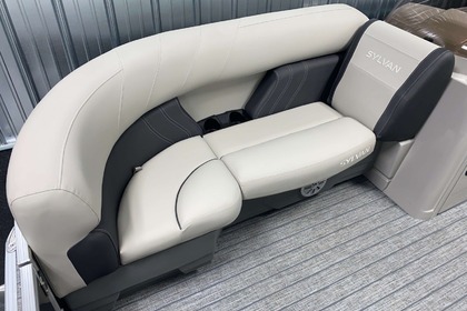 Sylvan Mirage 8520 for rent in Kelowna, BC!