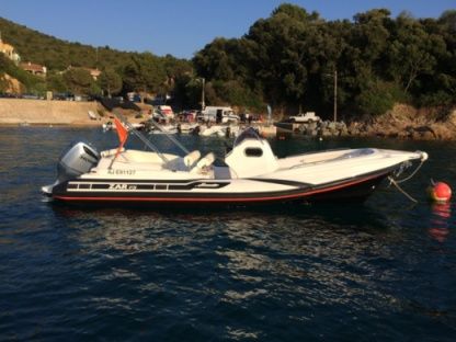 Location Semi-rigide Zar Fromenti Zar 75 Suite Plus Vico