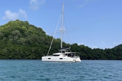 Rental Catamaran Lagoon Lagoon 42 Le Marin