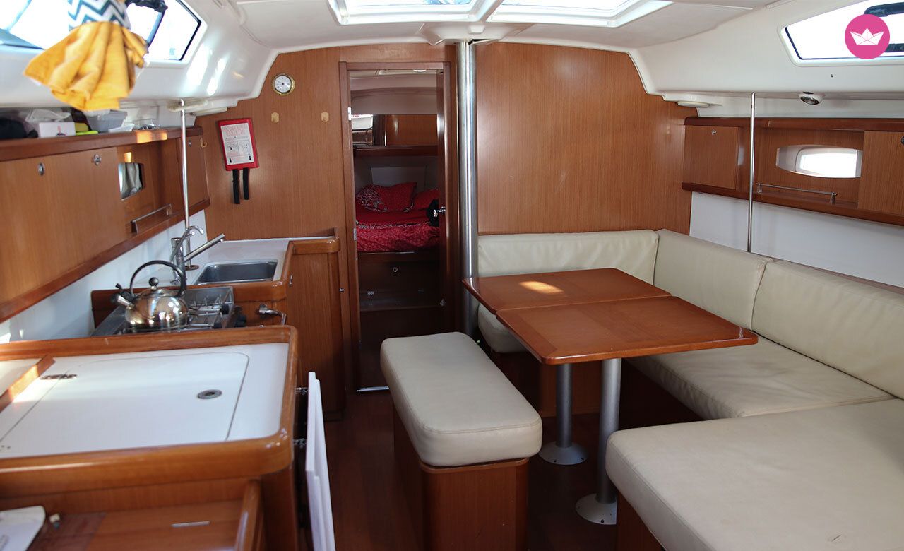 Voilier Beneteau Oceanis 40 12.3m 5