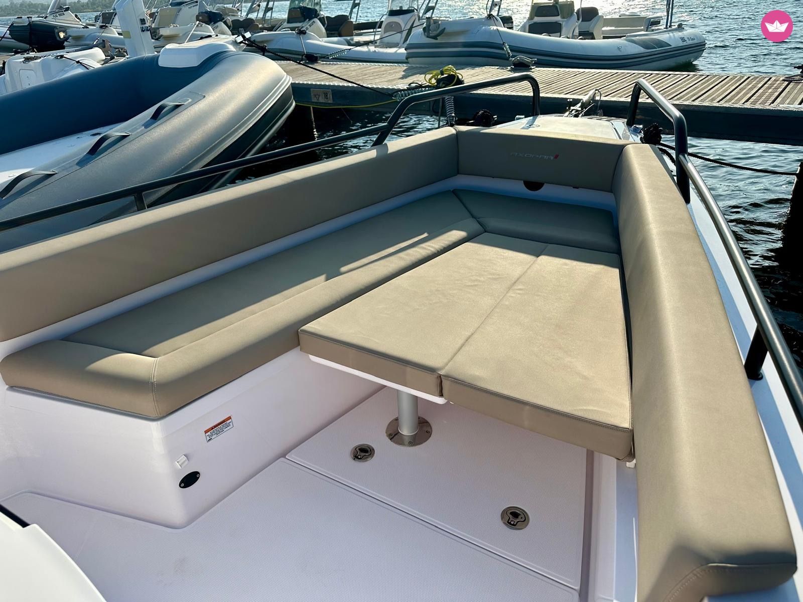 Bateau à moteur Axopar 28 300cv 7