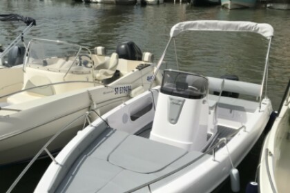 Location Bateau à moteur Aquabat Sport Line 19 Fréjus